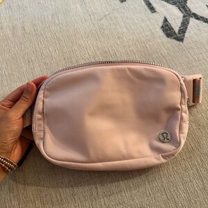 Lululemon belt bag